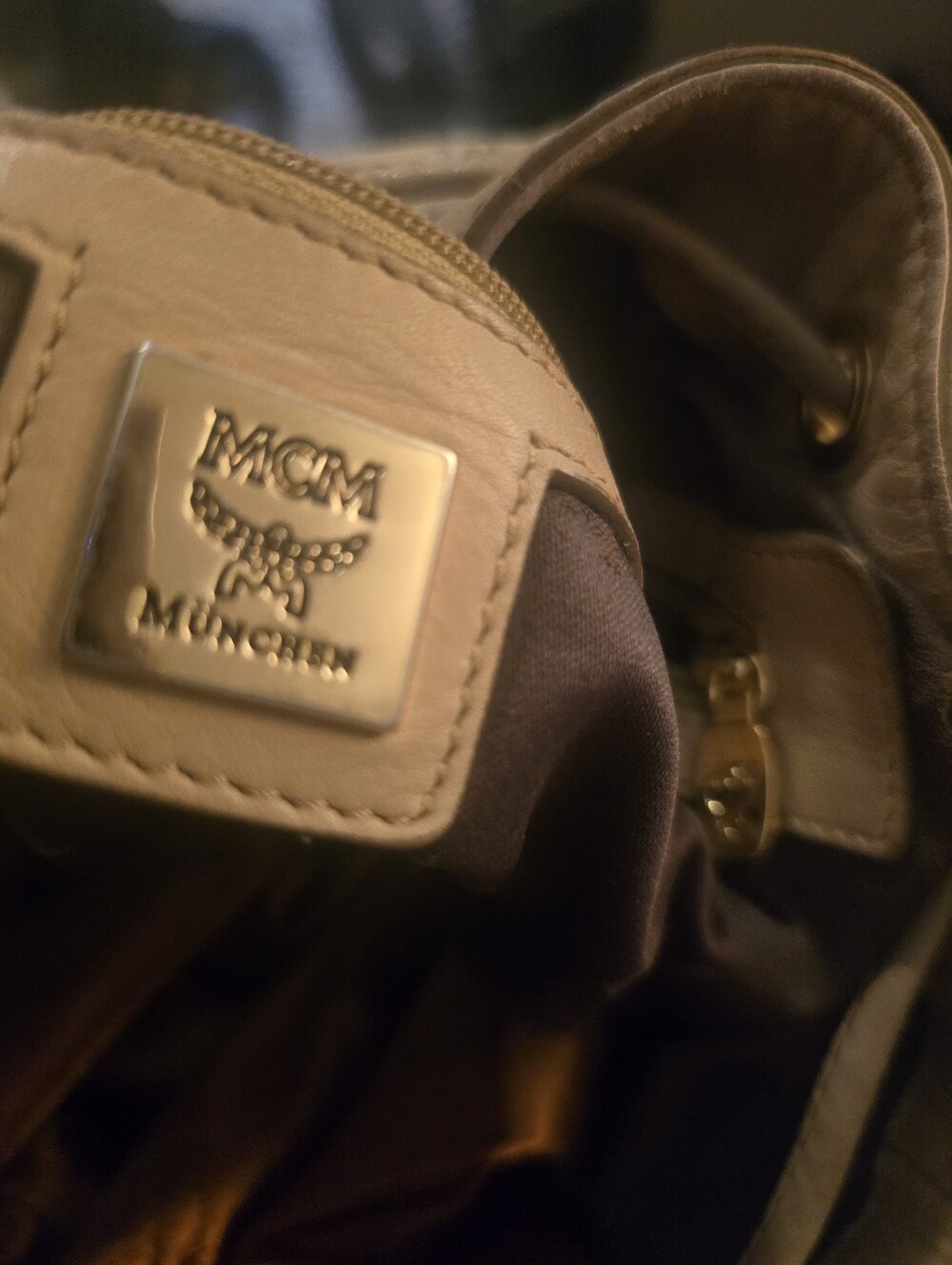 MCM Beige Leather Drawstring Bucket Bag - Picture 3 of 16